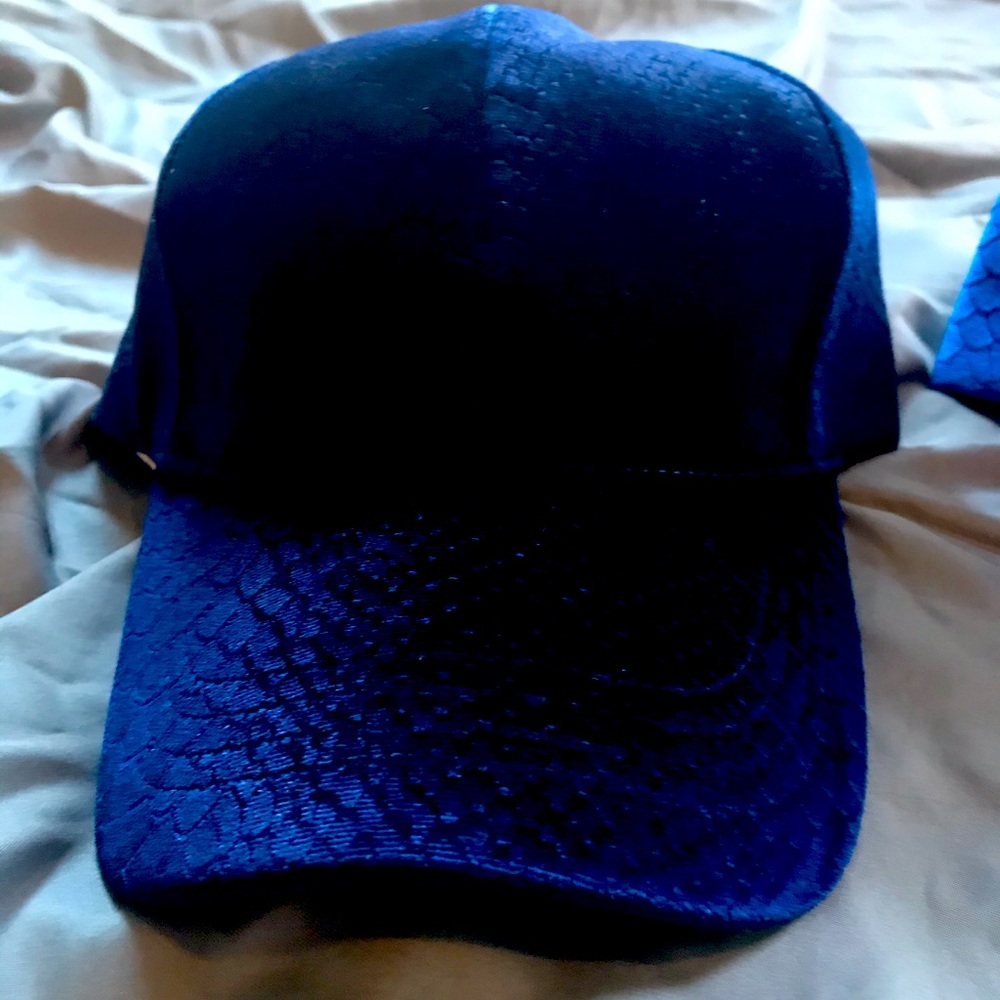 Snakeskin print blue velour trucker hat